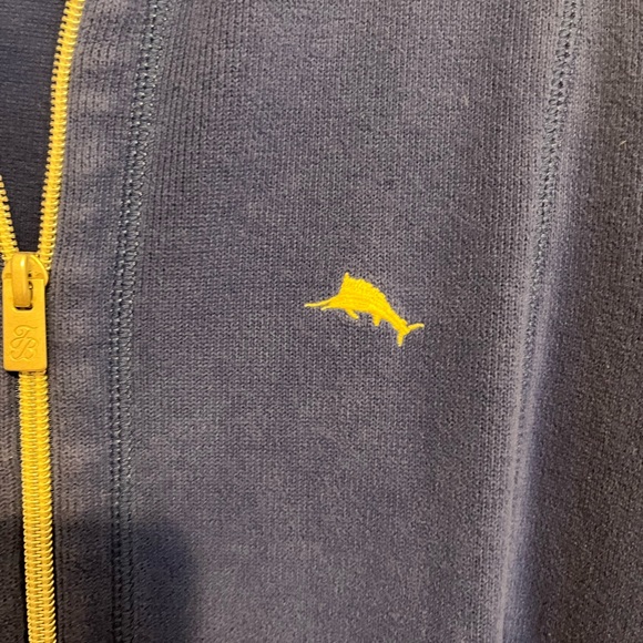 Tommy Bahama Women’s 1/4 Zip size Large - Picture 3 of 6